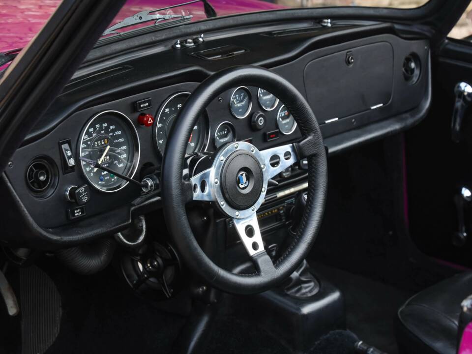 Bild 33/50 von Triumph TR 6 (1974)