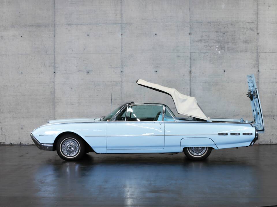 Immagine 9/50 di Ford Thunderbird (1962)