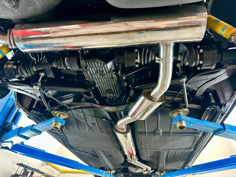 Bild 35/69 von BMW 3,0 CSi (1975)