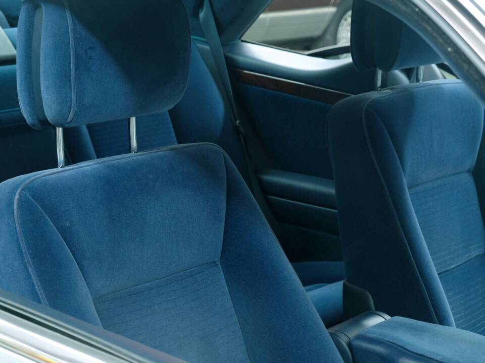 Bild 25/50 von Mercedes-Benz S 500 Coupé (1993)