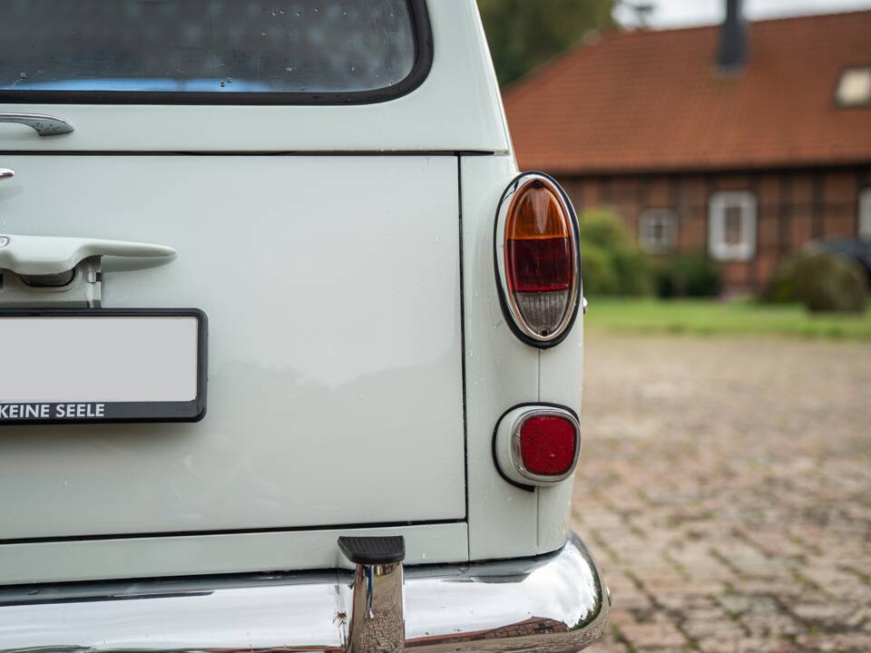 Bild 17/44 von Volvo P 221 (1968)