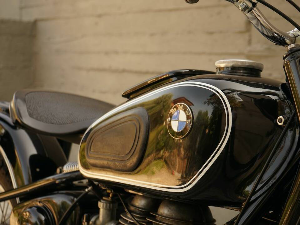 Image 18/66 de BMW DUMMY (1958)