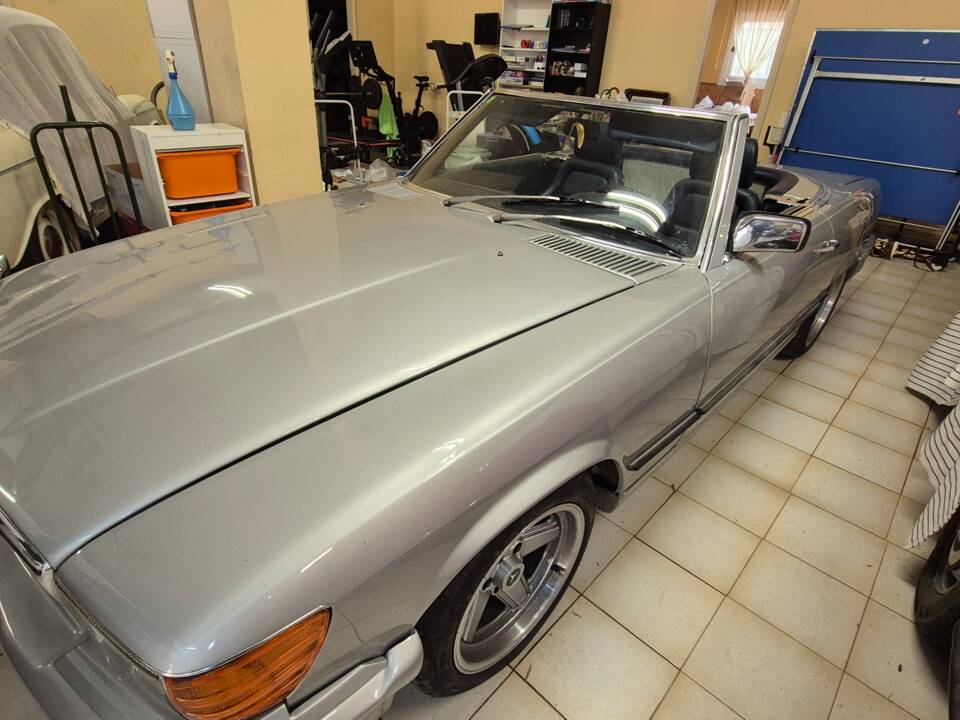 Image 13/17 de Mercedes-Benz 350 SL (1973)
