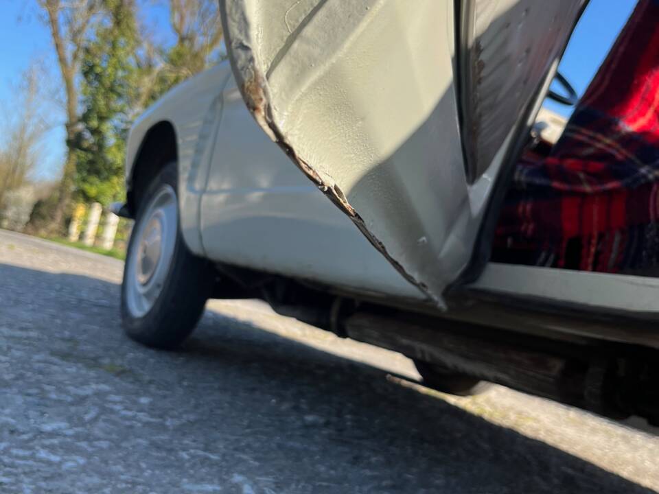 Bild 55/70 von Citroën Ami 6 Berline (1964)