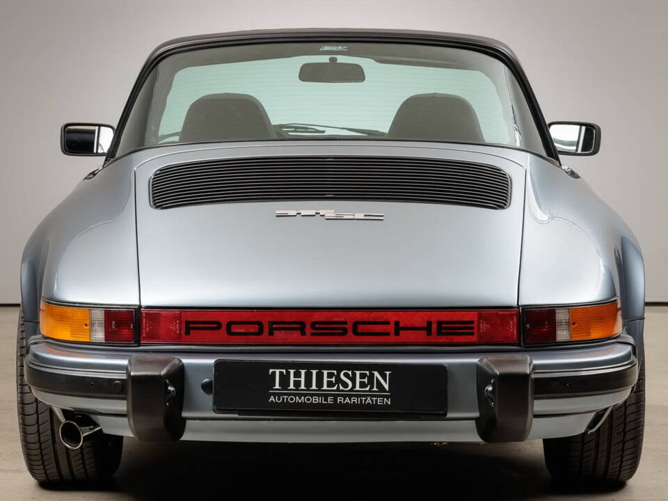 Image 11/41 of Porsche 911 SC 3.0 (1982)