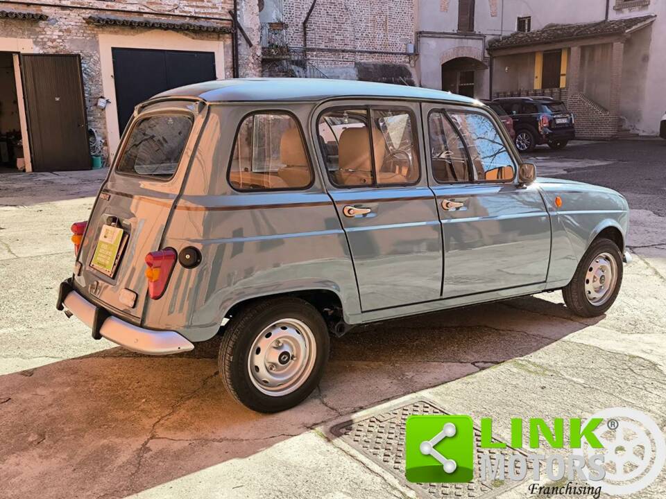Bild 4/10 von Renault R 4 (1990)