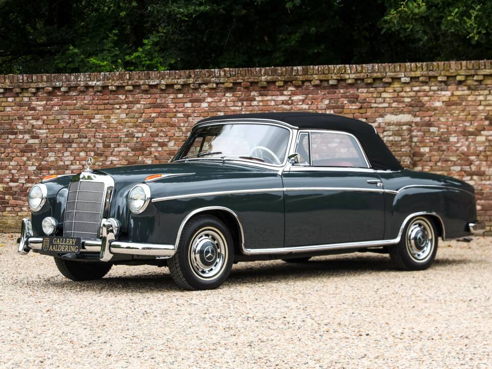 Bild 34/50 von Mercedes-Benz 220 SE Cabriolet (1960)