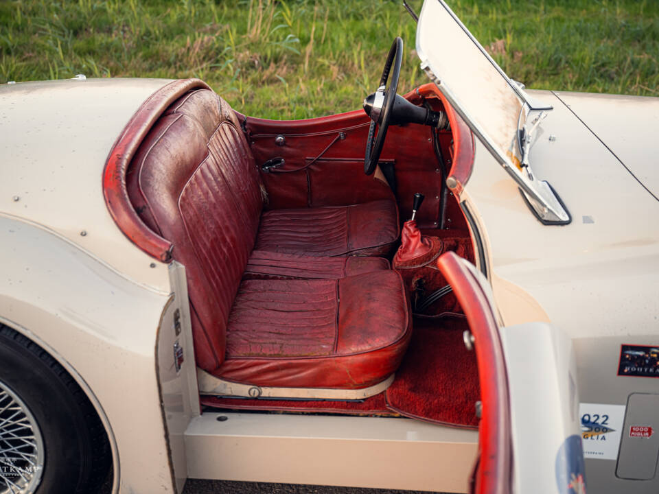 Afbeelding 8/14 van Jaguar XK 120 SE OTS (1954)