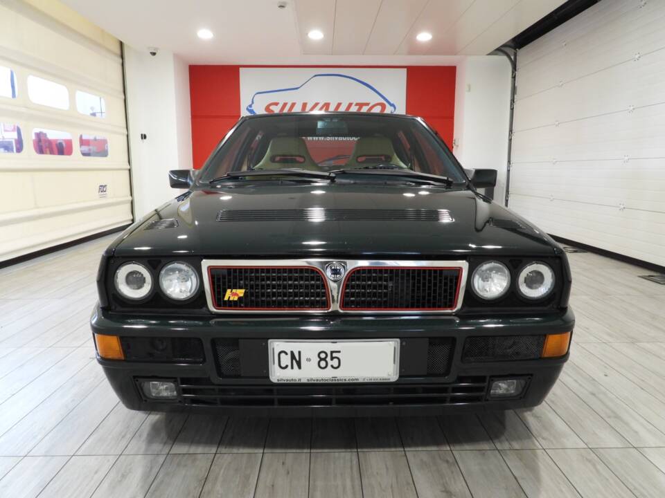 Bild 2/8 von Lancia Delta HF Integrale 16V (1992)