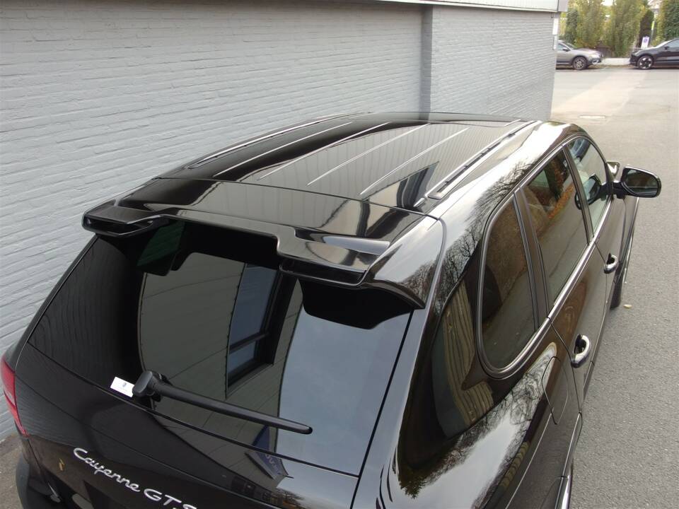 Immagine 28/99 di Porsche Cayenne GTS (2008)