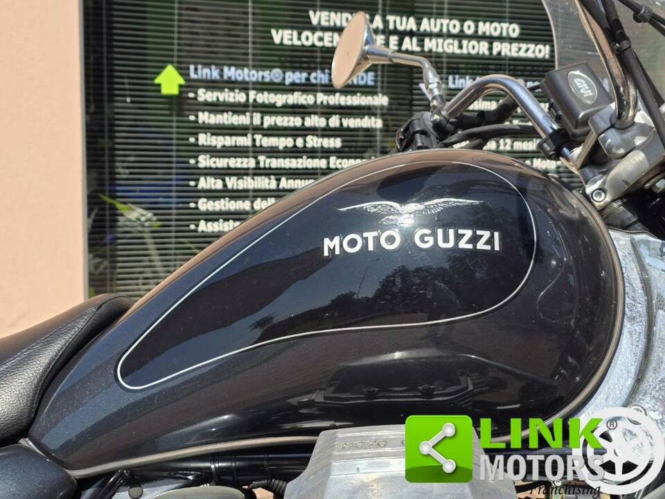 Imagen 8/10 de Moto Guzzi DUMMY (1999)