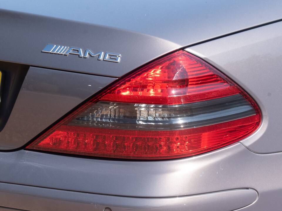 Bild 16/50 von Mercedes-Benz SL 65 AMG (2006)