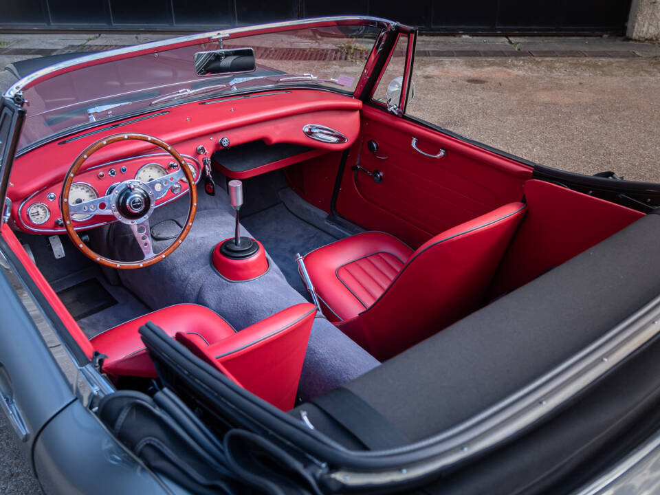 Image 11/16 of Austin-Healey 3000 Mk II (BJ7) (1963)