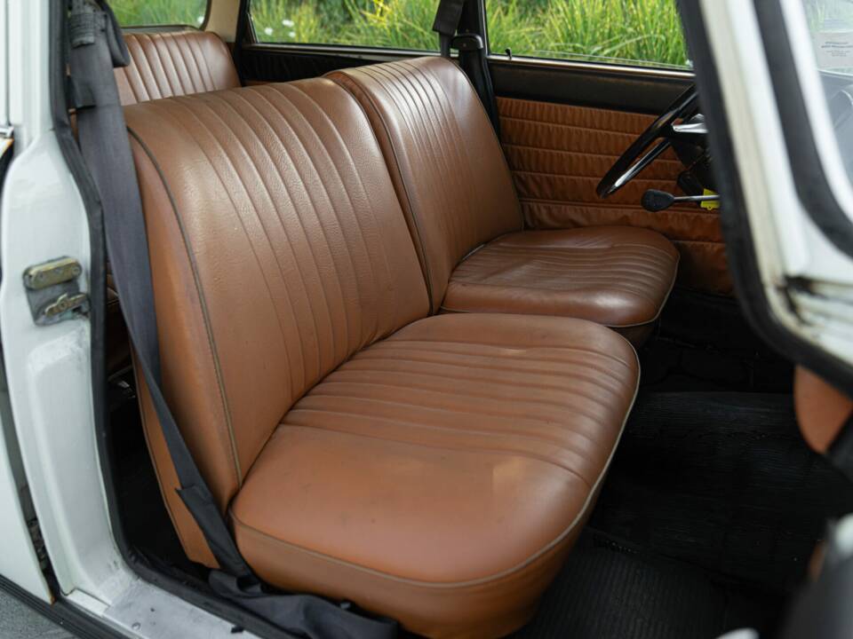Immagine 28/50 di Peugeot 404 Familiale (1965)