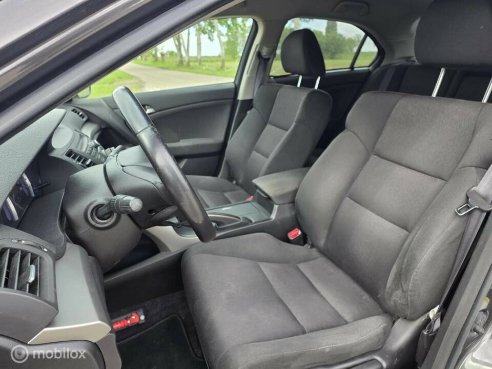Imagen 14/32 de Honda Accord (2008)
