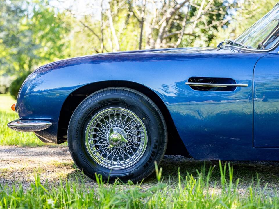 Afbeelding 48/50 van Aston Martin DB 6 (1967)