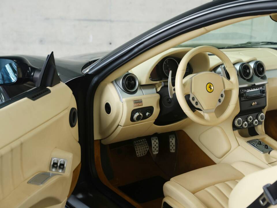 Bild 22/50 von Ferrari 612 Scaglietti (2005)