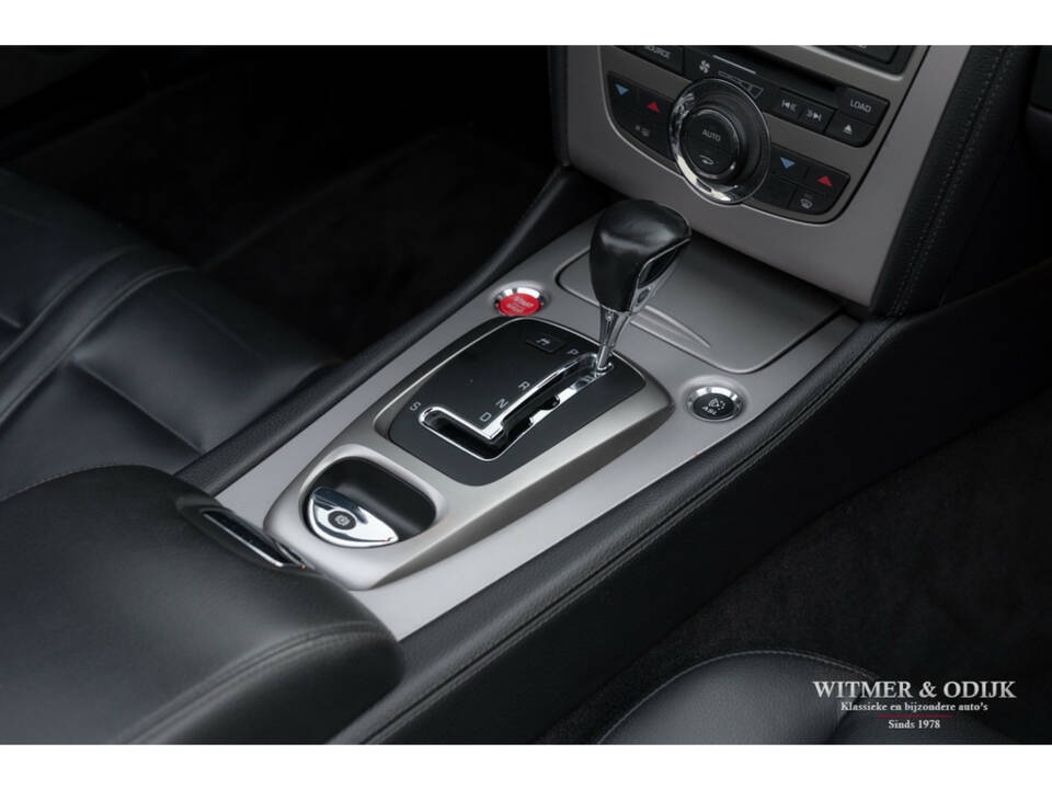Image 20/37 of Jaguar XK 4.2 (2006)