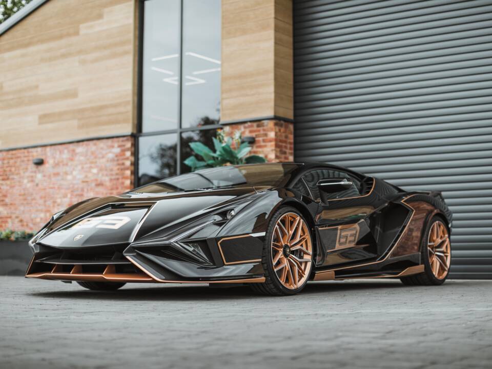 Image 32/68 of Lamborghini Sián FKP 37 (2021)