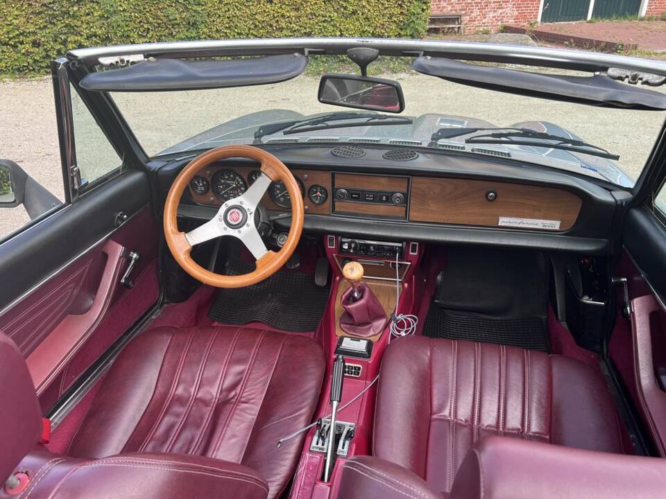 Bild 2/8 von FIAT Spider 2000 (1981)