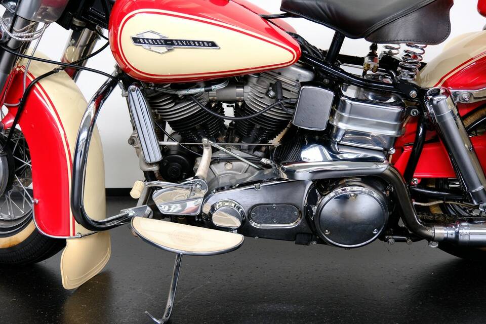Image 48/75 of Harley-Davidson FL Panhead (1965)