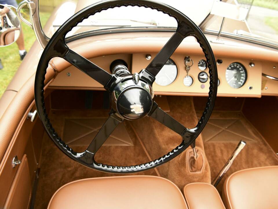 Afbeelding 49/50 van Jaguar XK 120 OTS (1950)