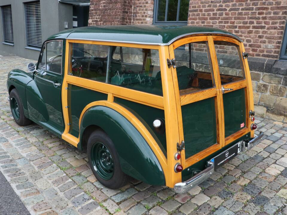 Image 5/24 of Morris Minor 1000 Traveller (1957)