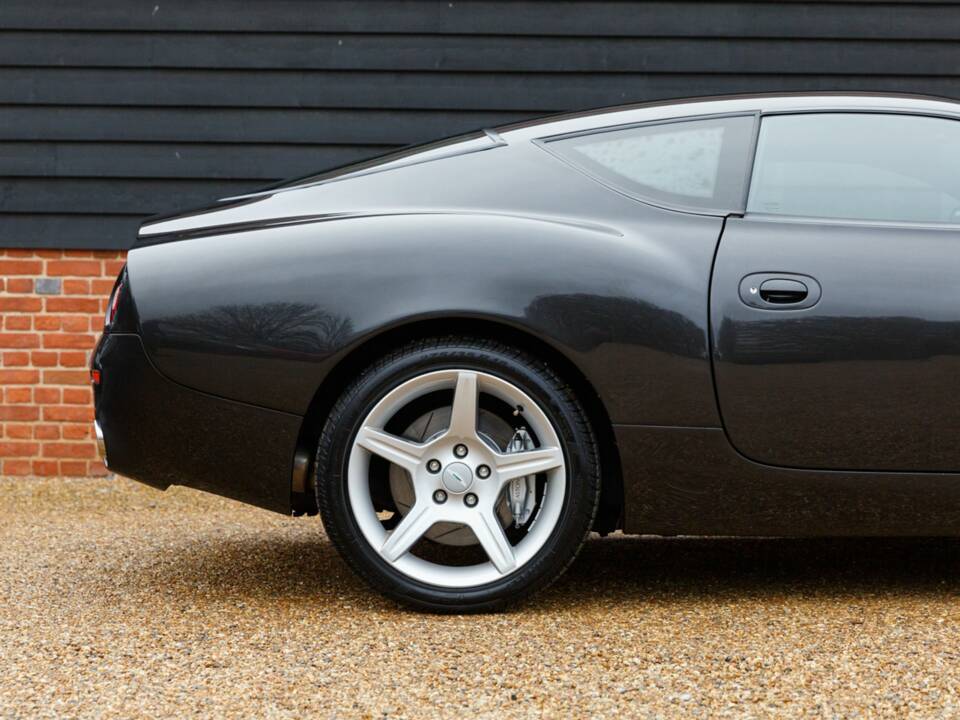 Image 23/50 of Aston Martin DB 7 Zagato (2004)