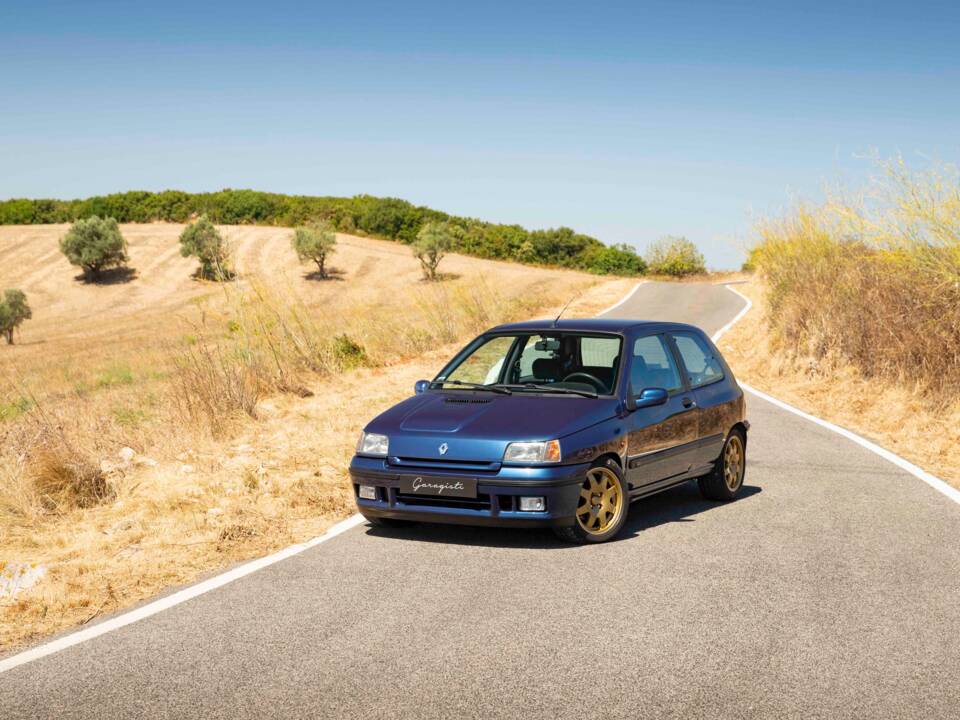 Image 12/87 de Renault Clio I Williams (1994)