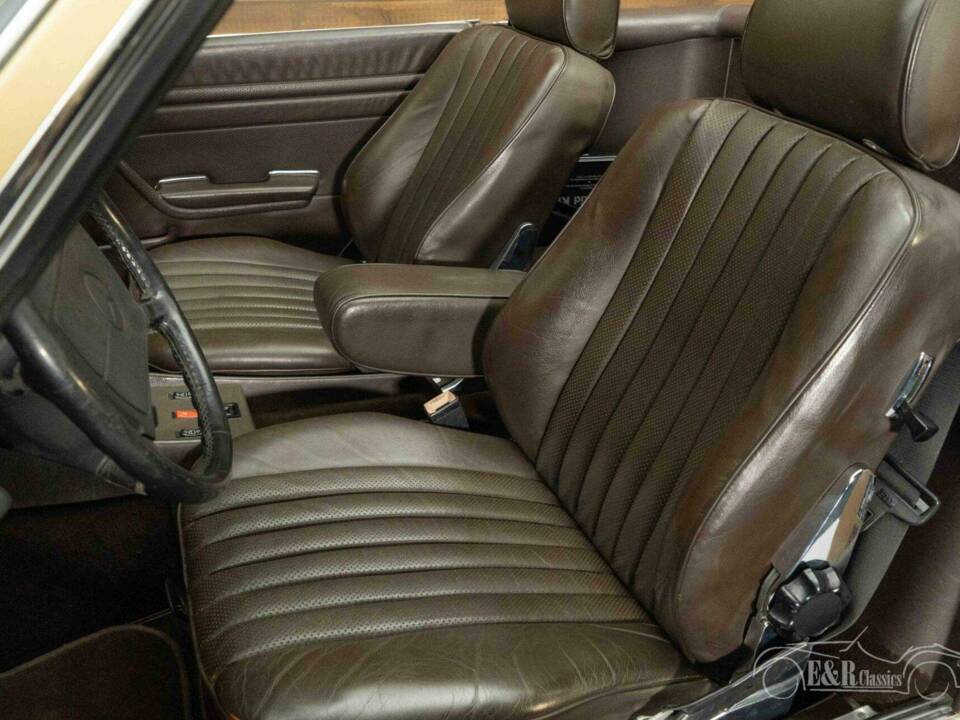 Bild 16/19 von Mercedes-Benz 560 SL (1988)