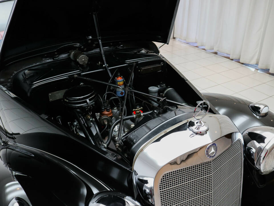 Bild 12/22 von Mercedes-Benz 170 S Cabriolet A (1952)