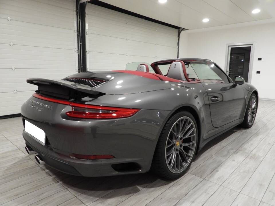 Bild 4/15 von Porsche 911 Carrera 4S (2017)