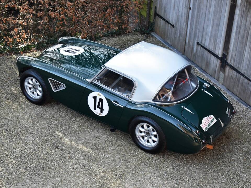 Image 6/29 of Austin-Healey 3000 Mk II (BT7) (1962)