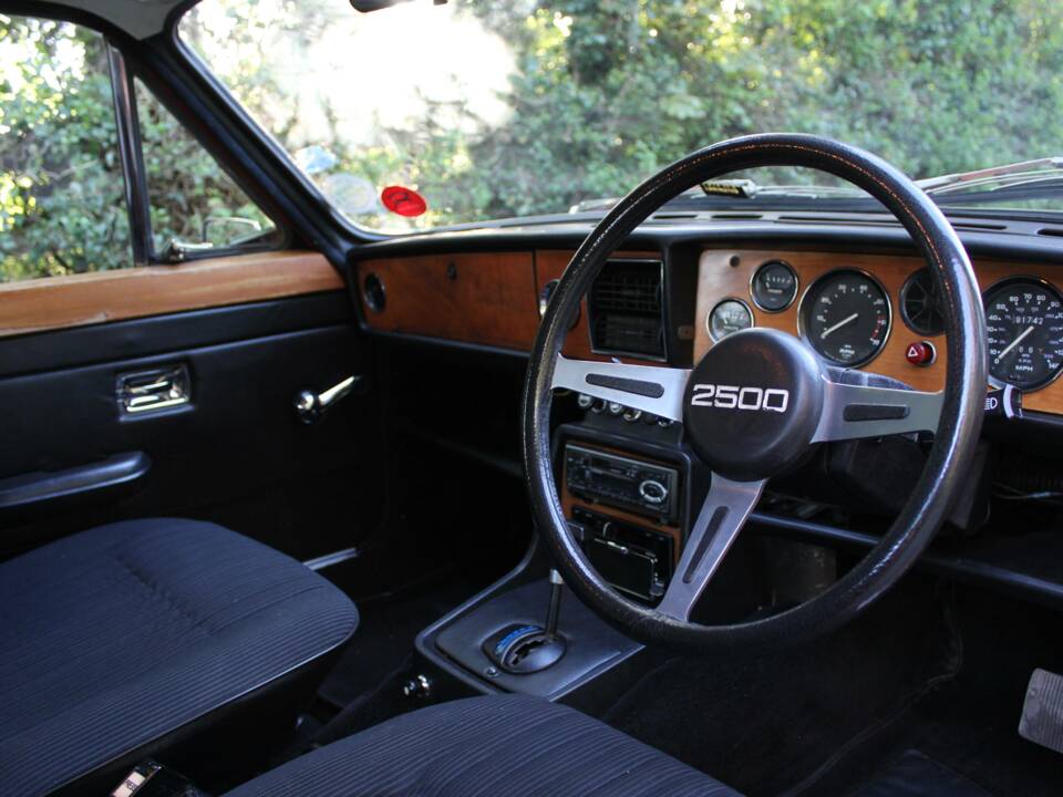 Afbeelding 8/20 van Triumph 2500 TC (1976)