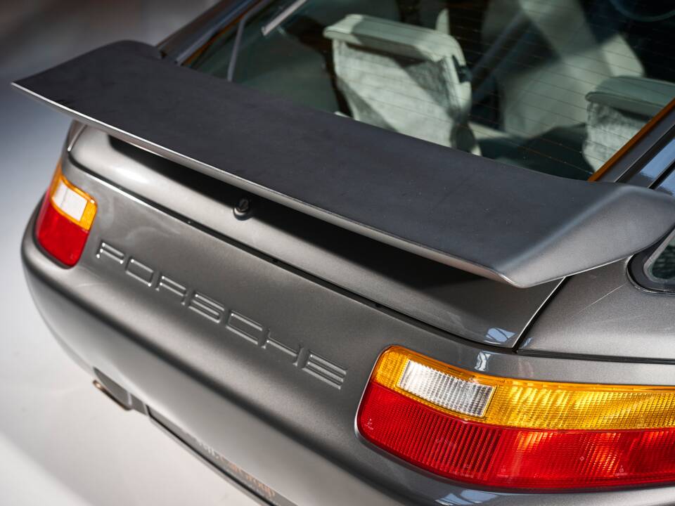 Afbeelding 31/42 van Porsche 928 S4 (1989)