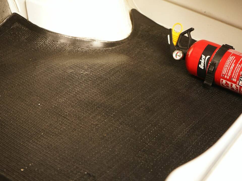 Image 49/100 of Alfa Romeo Giulia Nuova Super 1300 (1977)