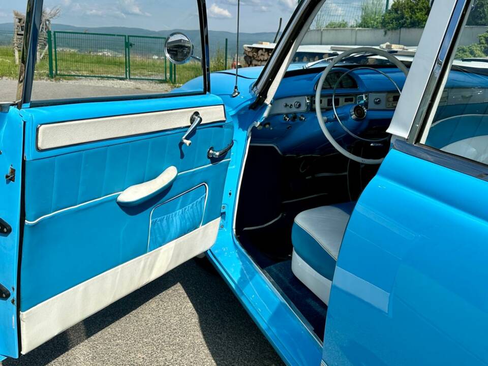 Image 7/17 de Tatra 603 Tatraplan (1959)