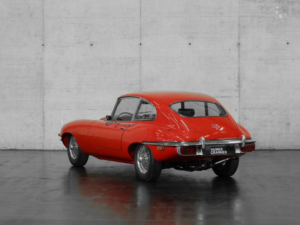 Bild 2/44 von Jaguar E-Type (2+2) (1969)