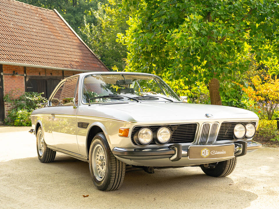 Image 18/79 of BMW 3.0 CSi (1973)