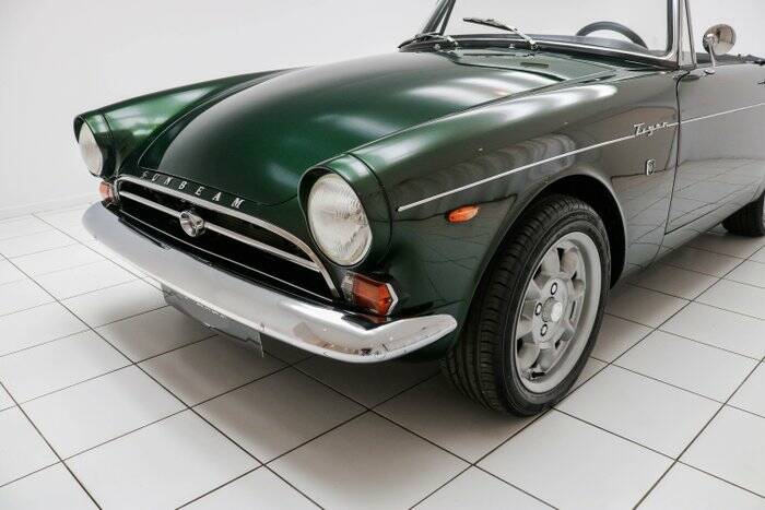 Image 7/7 de Sunbeam Tiger Mk I (1966)