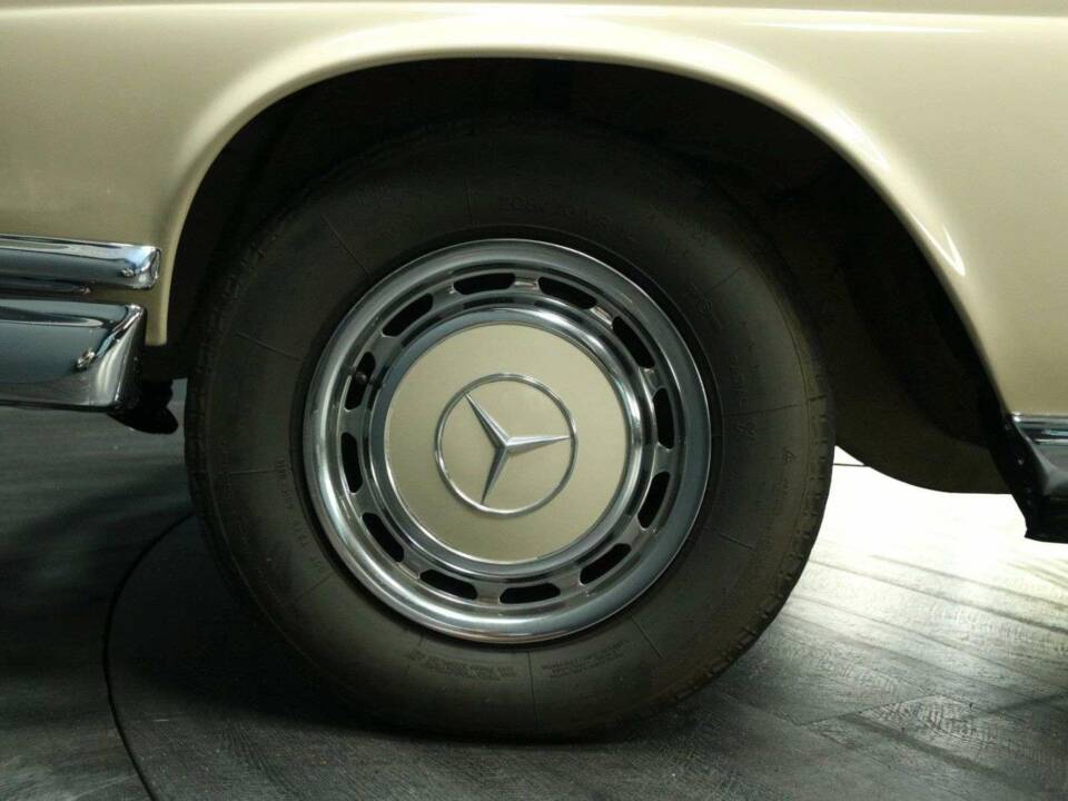 Afbeelding 49/50 van Mercedes-Benz 280 SE (1969)