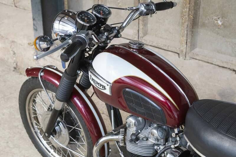 Image 31/38 of Triumph T 100 R Daytona (1971)