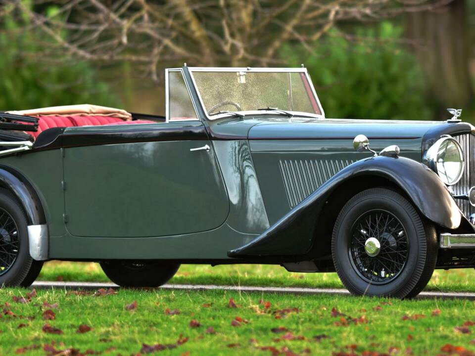 Image 18/50 of Bentley 4 1&#x2F;4 Litre (1939)