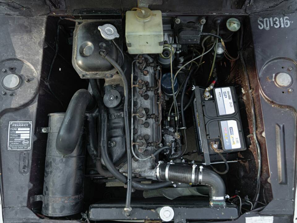 Immagine 43/50 di Peugeot 404 Familiale (1965)