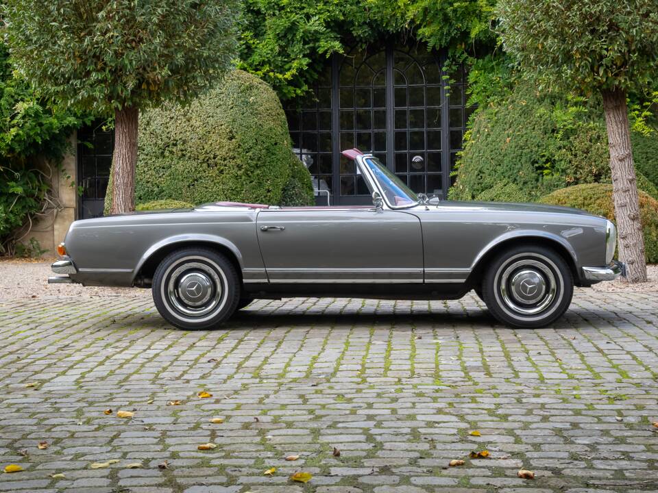 Bild 17/28 von Mercedes-Benz 230 SL (1965)