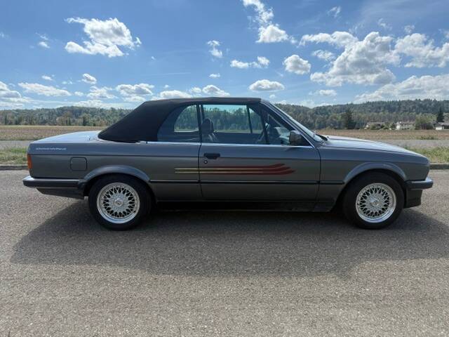 Bild 3/13 von BMW 320i (1990)