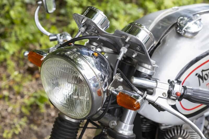 Image 16/33 of Norton Dominator Slimline TT (1969)