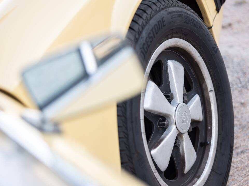 Image 27/58 of Porsche 911 2.7 S (1974)