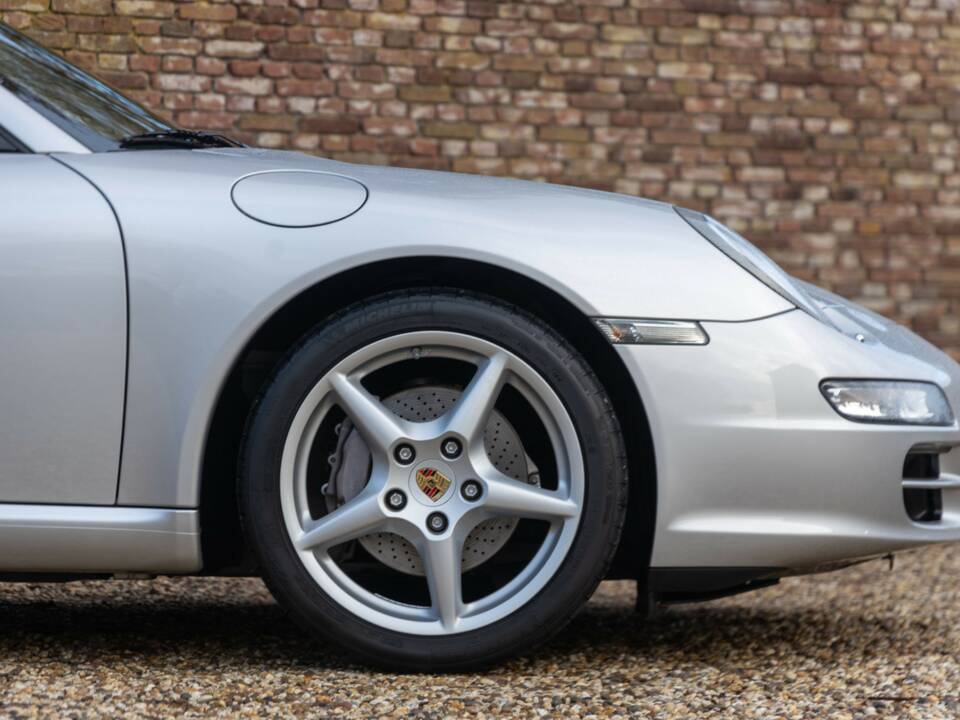 Image 48/50 of Porsche 911 Carrera (2007)