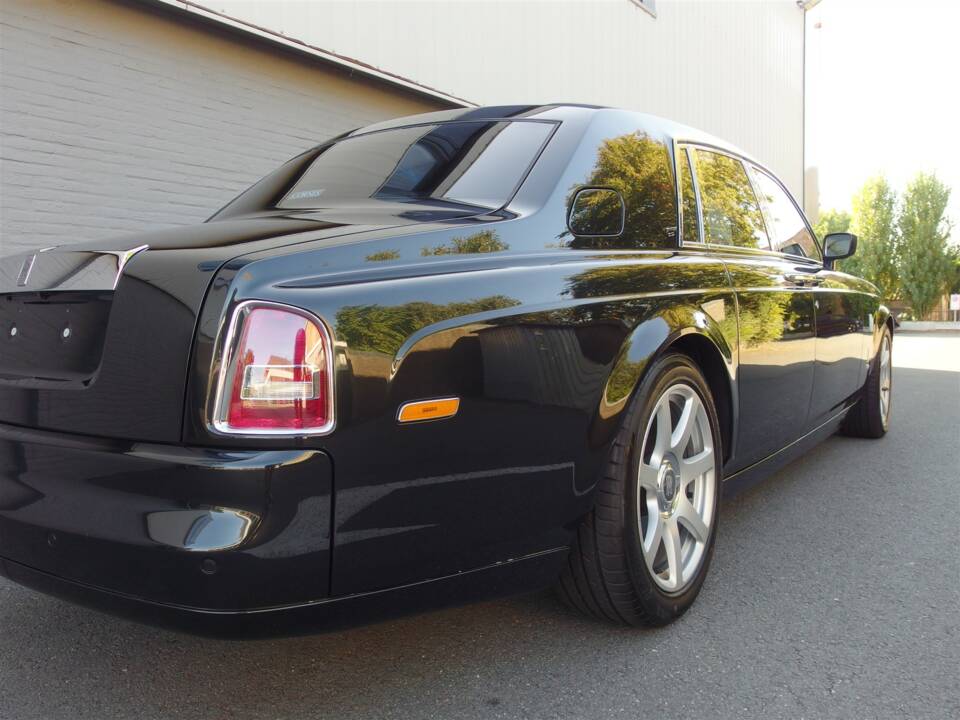 Bild 28/93 von Rolls-Royce Phantom VII (2004)